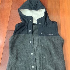 Columbia Vest